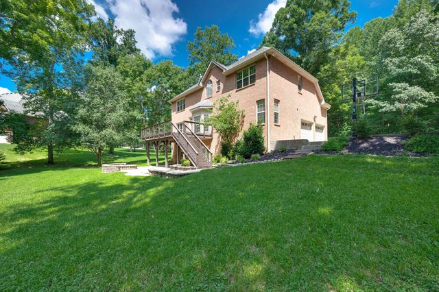 2372 Pleasant View Rd, Pleasant View, TN 37146