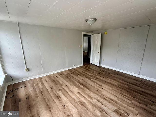 23 S CARLISLE ST #201, Greencastle, PA 17225