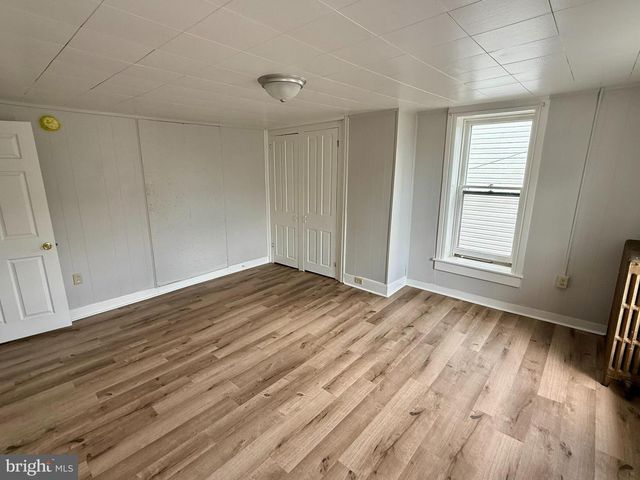 23 S CARLISLE ST #201, Greencastle, PA 17225