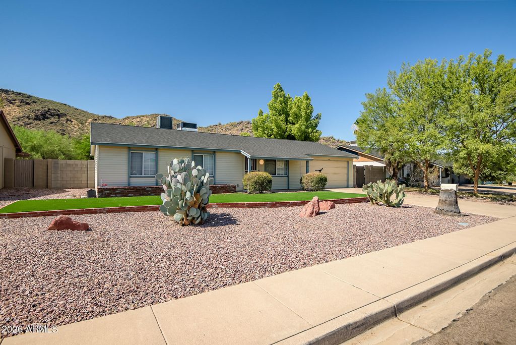 1639 W WOOD Drive, Phoenix, AZ 85029