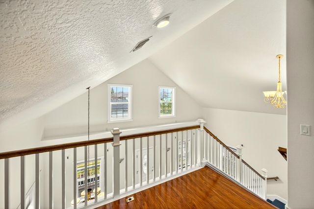 620 E D Street, Jacksonville, OR 97530