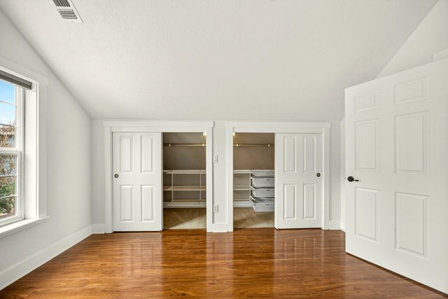 620 E D Street, Jacksonville, OR 97530