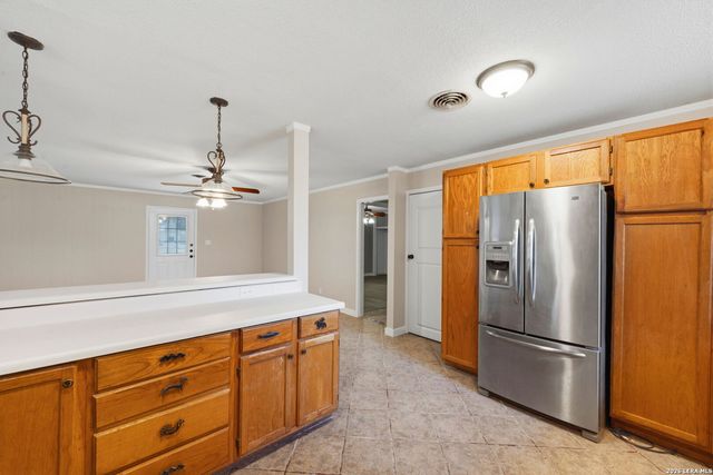 208 S State Highway 16, Jourdanton, TX 78026