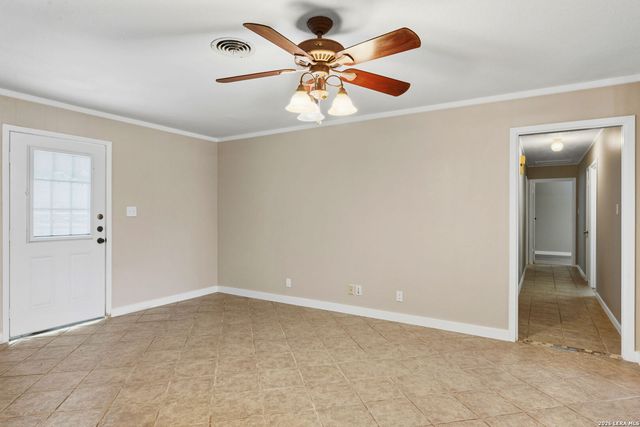 208 S State Highway 16, Jourdanton, TX 78026