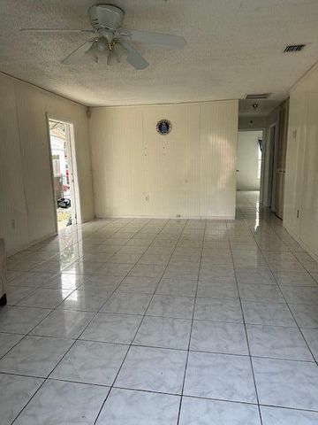 5823 S 37th Court, Greenacres, FL 33463