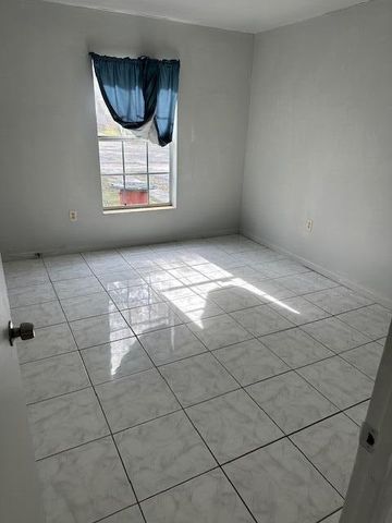 5823 S 37th Court, Greenacres, FL 33463