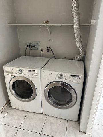 5823 S 37th Court, Greenacres, FL 33463