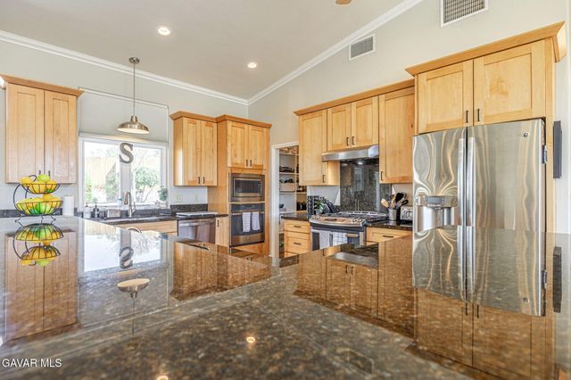 4755 Quartz Hill Road, Quartz Hill, CA 93536