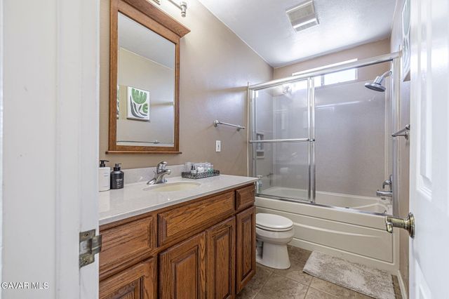 4755 Quartz Hill Road, Quartz Hill, CA 93536