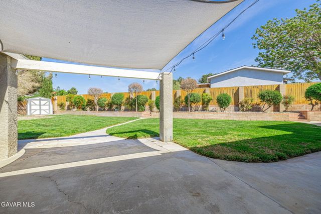 4755 Quartz Hill Road, Quartz Hill, CA 93536