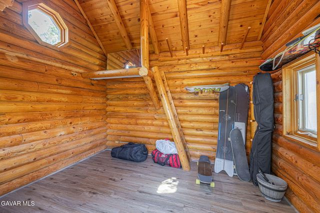 4755 Quartz Hill Road, Quartz Hill, CA 93536