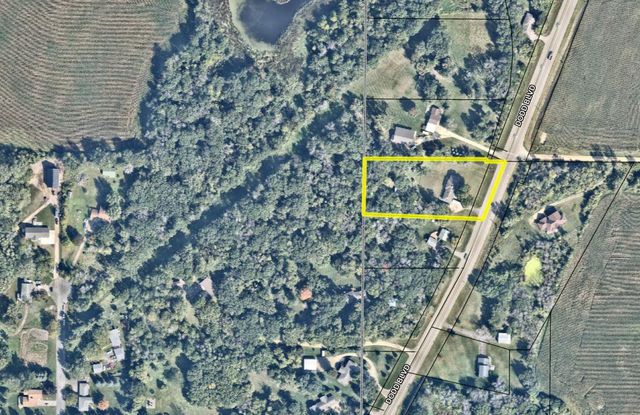 25791 Dodd Boulevard, Lakeville, MN 55044