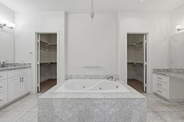 1910 Harbison Canyon Rd, El Cajon, CA 92019