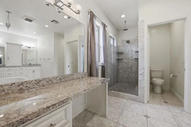 1910 Harbison Canyon Rd, El Cajon, CA 92019