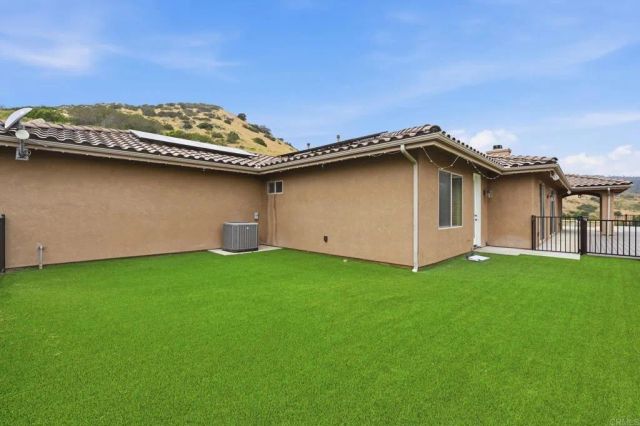 1910 Harbison Canyon Rd, El Cajon, CA 92019