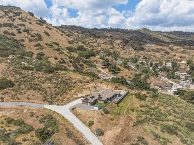1910 Harbison Canyon Rd, El Cajon, CA 92019