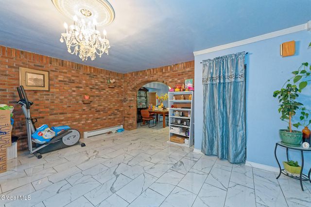 159 Lorraine Avenue, Schenectady, NY 12304