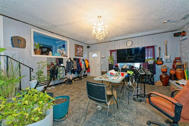 159 Lorraine Avenue, Schenectady, NY 12304