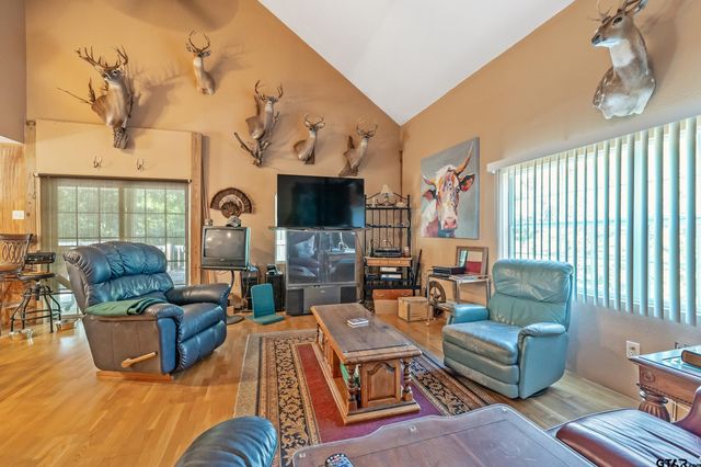 16661 PR 2360, Oakwood, TX 75855