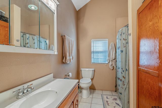 16661 PR 2360, Oakwood, TX 75855
