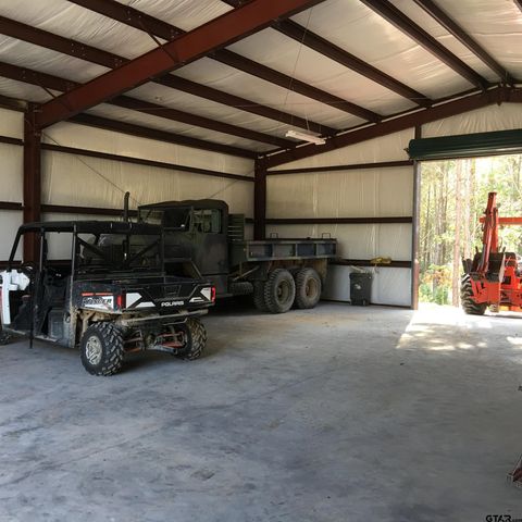 16661 PR 2360, Oakwood, TX 75855