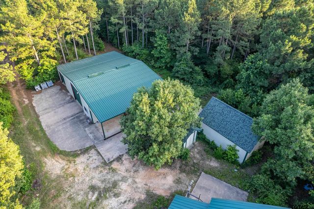 16661 PR 2360, Oakwood, TX 75855