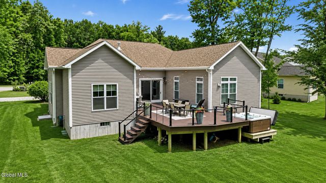 26 Yachtsman Way, Malta, NY 12020
