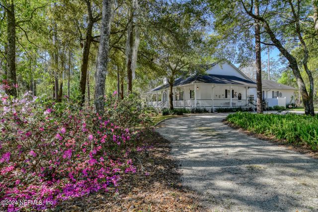 1155 COUSINTOWN Road, Interlachen, FL 32148