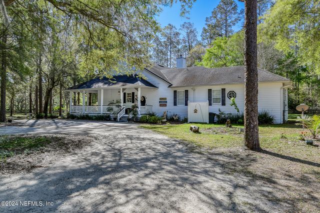 1155 COUSINTOWN Road, Interlachen, FL 32148