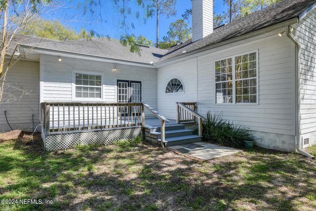 1155 COUSINTOWN Road, Interlachen, FL 32148