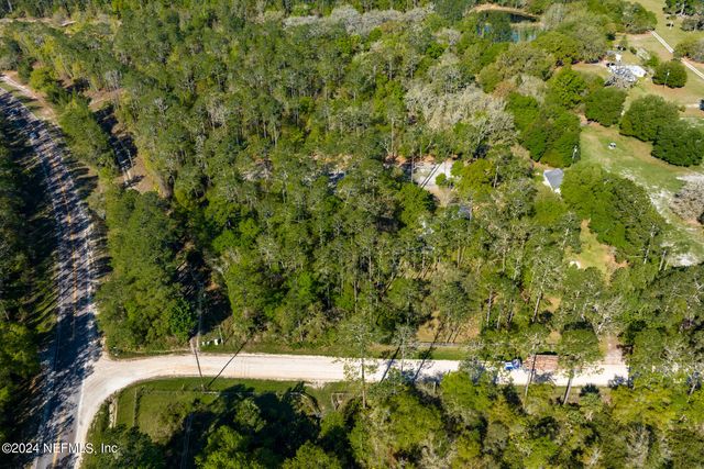 1155 COUSINTOWN Road, Interlachen, FL 32148