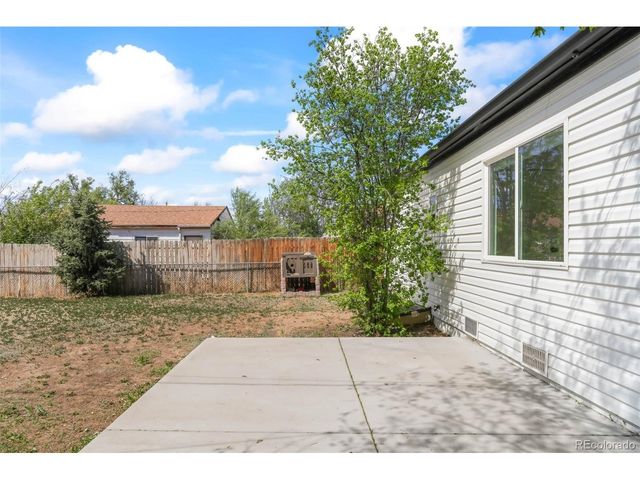 1213 Jamaica St, Aurora, CO 80010