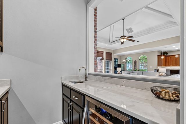 4827 Sandestin Drive, Dallas, TX 75287