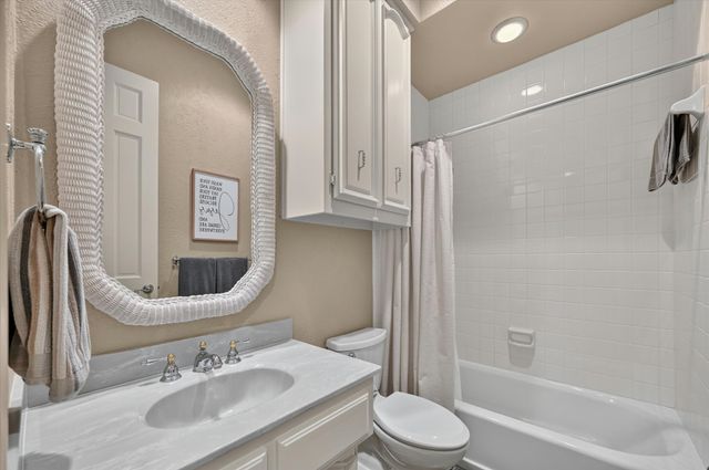 4827 Sandestin Drive, Dallas, TX 75287