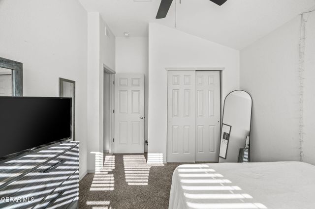 809 Coyote Melon Drive, Socorro, TX 79927