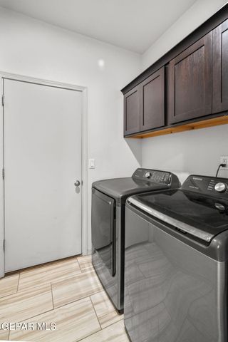 809 Coyote Melon Drive, Socorro, TX 79927