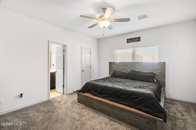 809 Coyote Melon Drive, Socorro, TX 79927