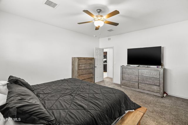 809 Coyote Melon Drive, Socorro, TX 79927