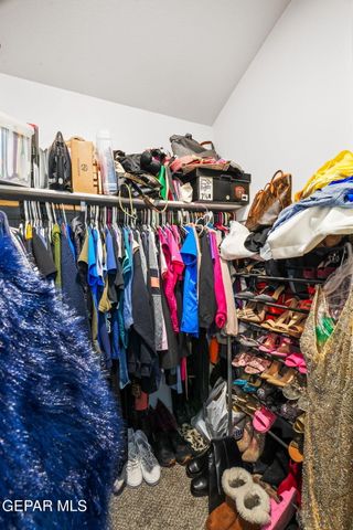 809 Coyote Melon Drive, Socorro, TX 79927