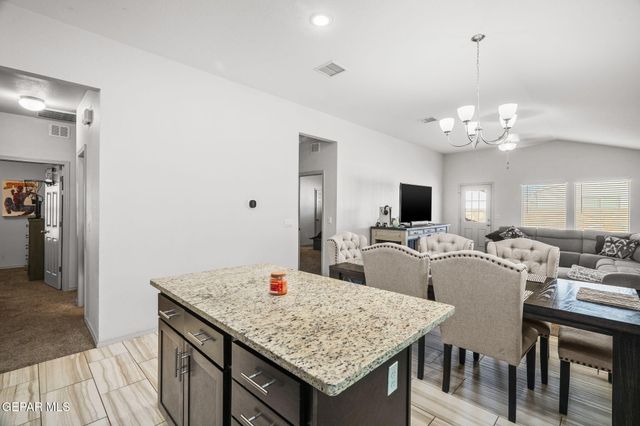 809 Coyote Melon Drive, Socorro, TX 79927