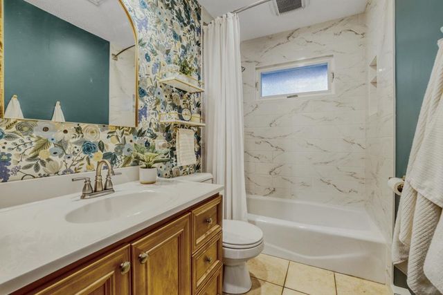 15567 Fish Point Road SE, Prior Lake, MN 55372