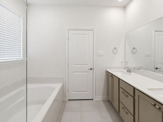 10407 Twisting Springs Drive, Aubrey, TX 76227