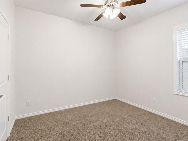 10407 Twisting Springs Drive, Aubrey, TX 76227
