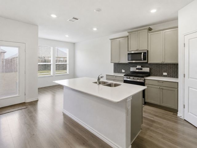10407 Twisting Springs Drive, Aubrey, TX 76227