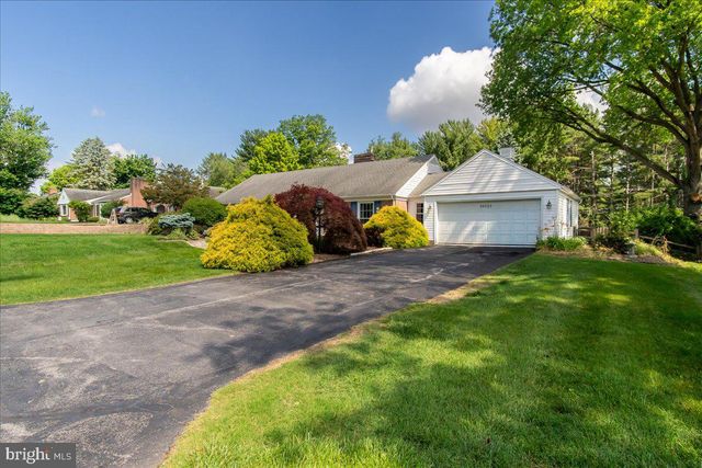 19022 CHERRY TREE DR, Hagerstown, MD 21742