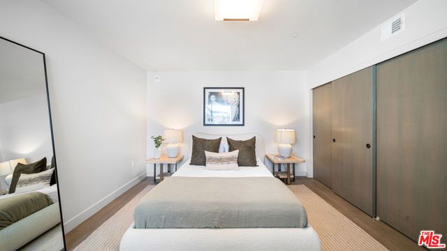 153 San Vicente Boulevard PH 4H, Santa Monica, CA 90402