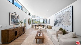 153 San Vicente Boulevard PH 4H, Santa Monica, CA 90402