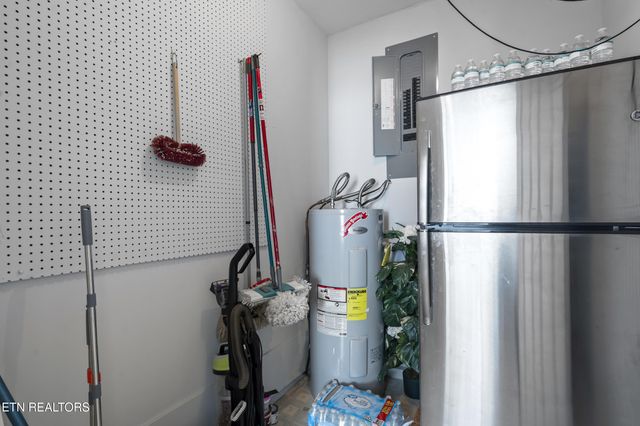 4636 NW Meadow Ave, Cleveland, TN 37312