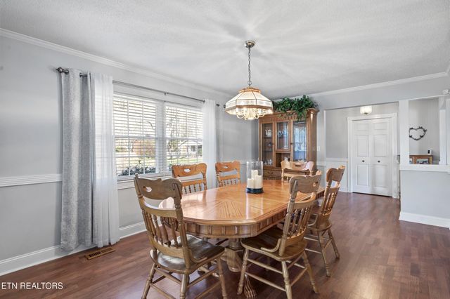 4636 NW Meadow Ave, Cleveland, TN 37312