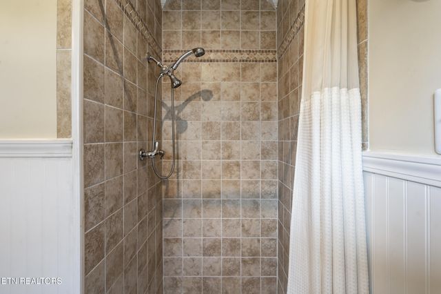 4636 NW Meadow Ave, Cleveland, TN 37312